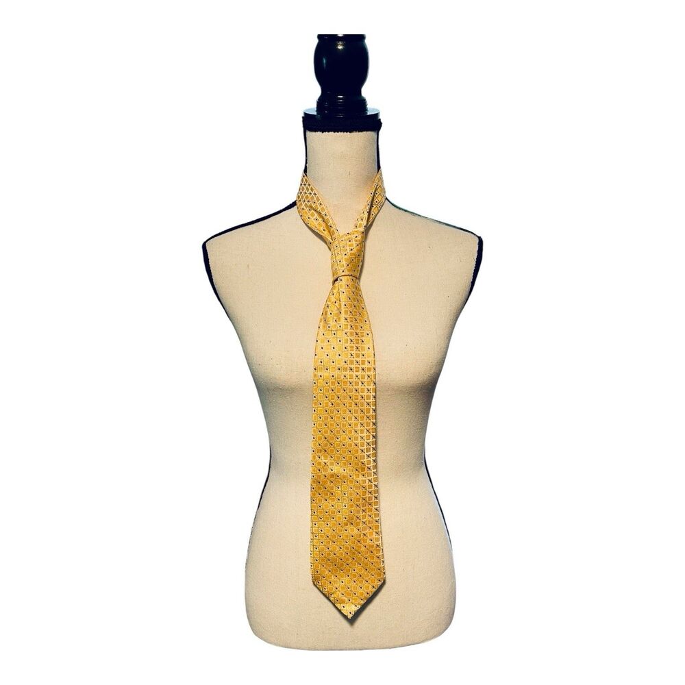 Croft & Barrow Men's Neck Tie - Yellow Blue Square Pattern 100% Silk Classic